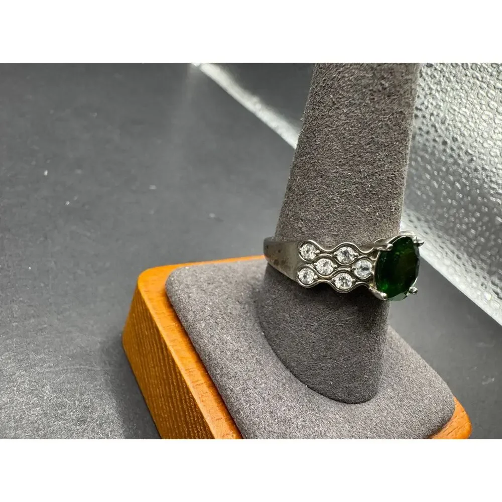 Vtg 925 Sterling Silver Green Tourmaline CZ Ring Oval Solitaire Wave Band Sz 10